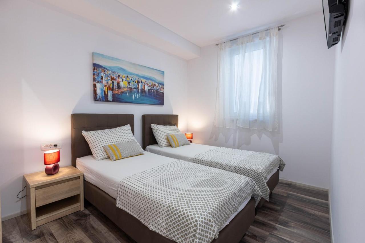 Apartman Dora Podstrana Ngoại thất bức ảnh