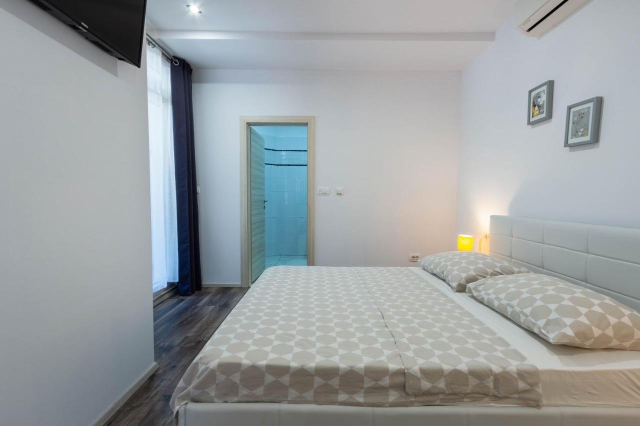 Apartman Dora Podstrana Ngoại thất bức ảnh